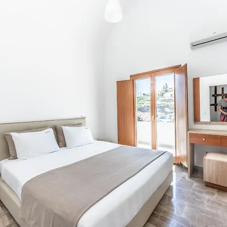 Lägenhetshotell Belle Etoile Imerovigli (Santorini)